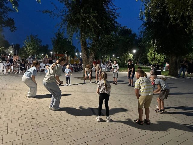 photo 5379966672120699910 y