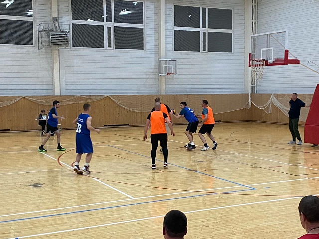 photo 5327788140938780117 y